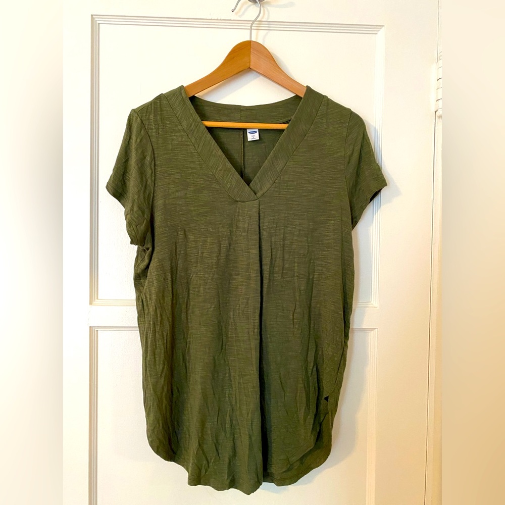 🍀Old Navy Luxe Tunic relaxed fit top Hunter olive green woman’s small tee💚